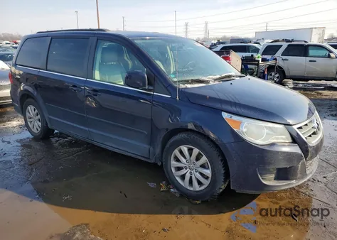 2014 Volkswagen Routan Se из США, поврежденный, VIN 2C4RVABG8ER134454